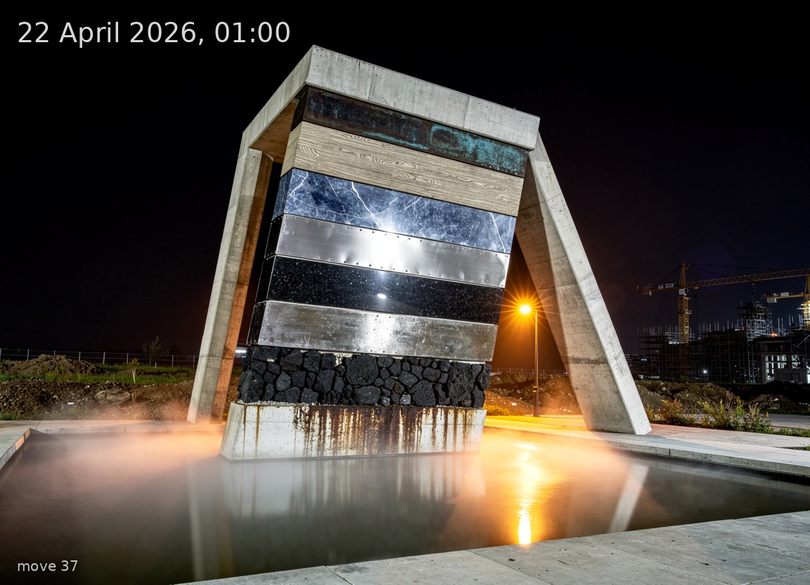22 April 2026, 01:00